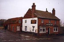 Queens_Arms_Cowden_Pound.jpg (6831 bytes)